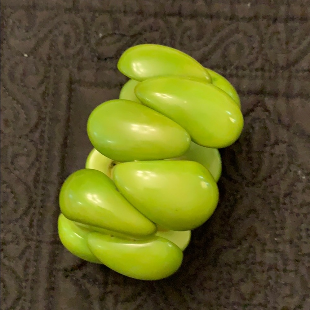 Green bracelet